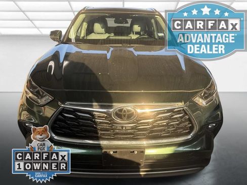 Used 2025 Toyota Highlander Platinum AWD/4WD image 6