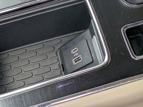 Used 2023 Lincoln Aviator Reserve w/ Equipment Group 201A image 28