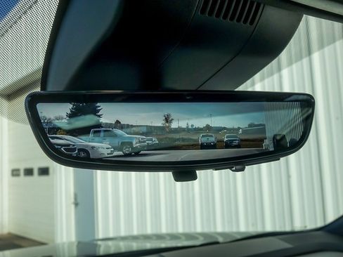 New 2026 Chevrolet Suburban Premier image 26