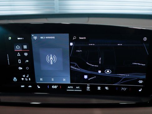 Certified 2025 Audi Q6 e-tron Premium w/ Convenience Package image 25