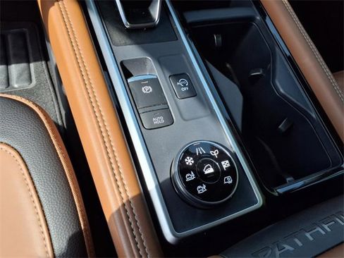 Certified 2024 Nissan Pathfinder Platinum w/ Cargo Package image 16