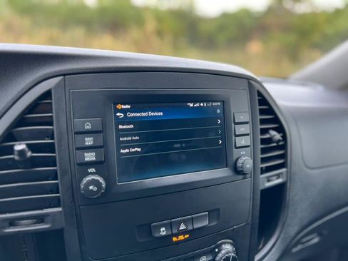 Used 2021 Mercedes-Benz Metris image 19