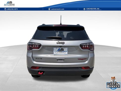 Used 2024 Jeep Compass Trailhawk AWD/4WD image 4
