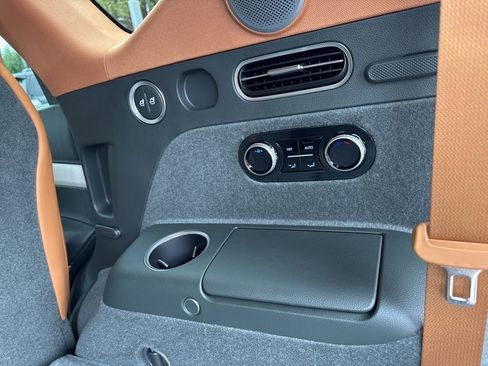 New 2026 Genesis GV80 2.5T Prestige image 15