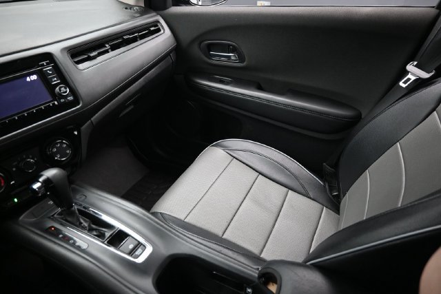 Used 2022 Honda HR-V LX image 30