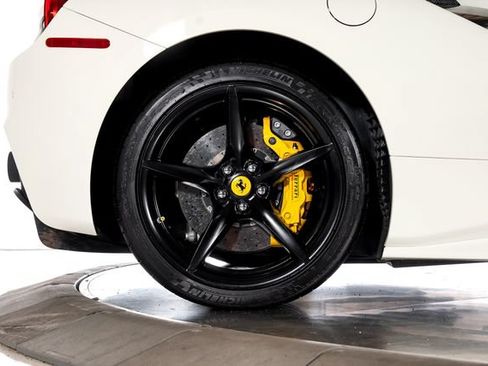 Certified 2018 Ferrari 488 Spider RWD image 20