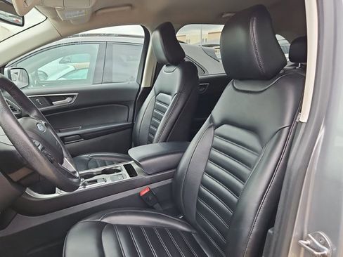 Used 2022 Ford Edge SEL w/ Convenience Package image 9