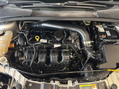 Used 2013 Ford Focus ST FWD image 51