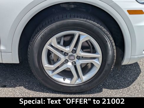 Used 2019 Audi Q5 2.0T Premium w/ Convenience Package AWD/4WD image 12