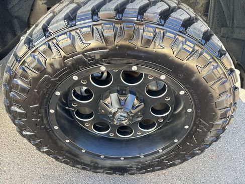 Used 2016 RAM 1500 Laramie w/ Convenience Group AWD/4WD image 6