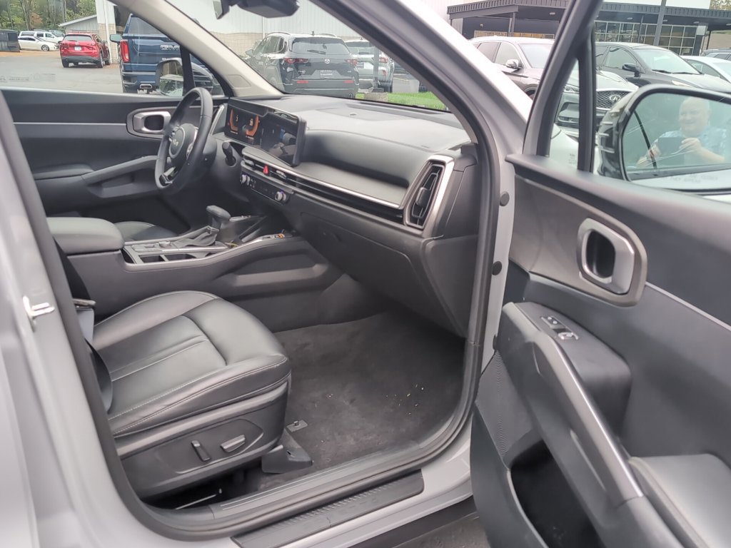 Used 2024 Kia Sorento X-Line EX AWD/4WD image 7