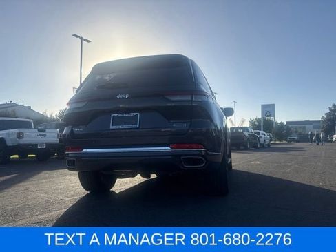 Used 2024 Jeep Grand Cherokee Overland w/ Trailer Tow Package AWD/4WD image 7