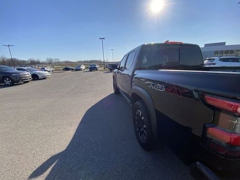 Used 2023 Nissan Frontier PRO-4X w/ Pro Convenience Package image 6