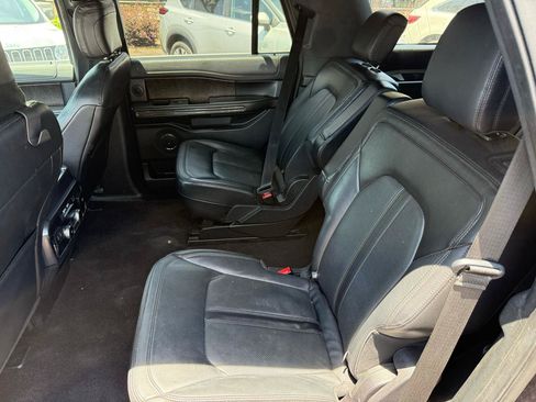Used 2020 Ford Expedition Limited RWD image 6