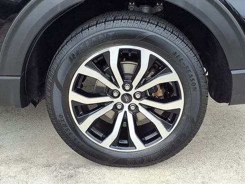 Used 2022 Ford Explorer ST image 26