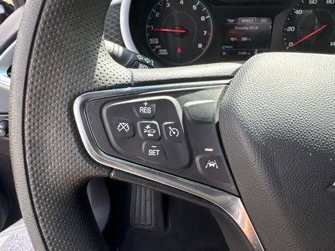 Used 2024 Chevrolet Malibu LT image 25