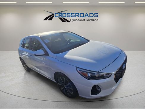 Used 2018 Hyundai Elantra GT image 15