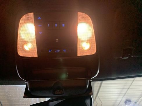 Used 2025 Dodge Durango R/T image 36