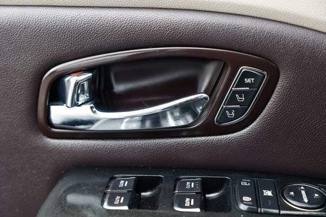 Used 2018 Kia Sedona SX Limited FWD image 50