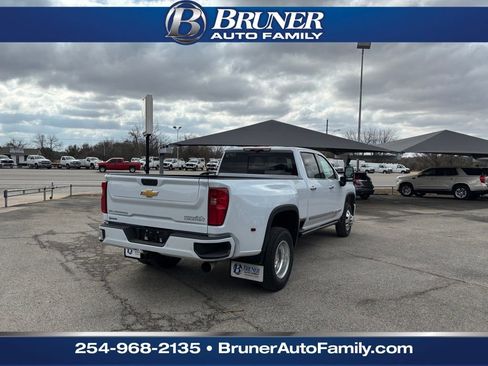 New 2026 Chevrolet Silverado 3500 High Country w/ Technology Package AWD/4WD image 5