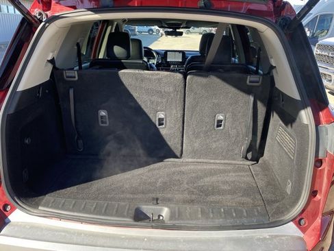 Used 2023 Nissan Pathfinder SL w/ SL Premium Package image 7