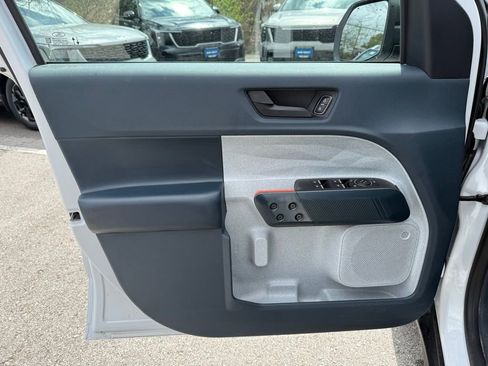 Used 2024 Ford Maverick XLT FWD image 7