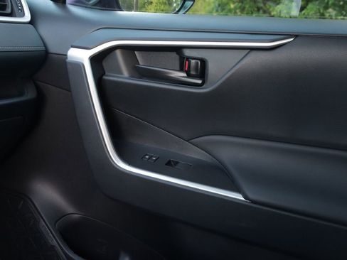 Used 2025 Toyota RAV4 LE image 11