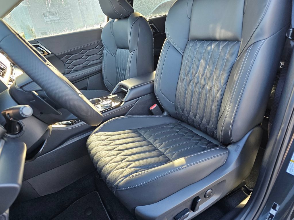 New 2026 Mitsubishi Outlander SEL AWD/4WD image 17