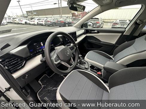 Used 2025 Volkswagen Taos S image 10