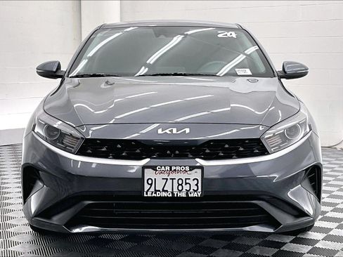 Used 2024 Kia Forte LXS w/ LXS Technology Package FWD image 2