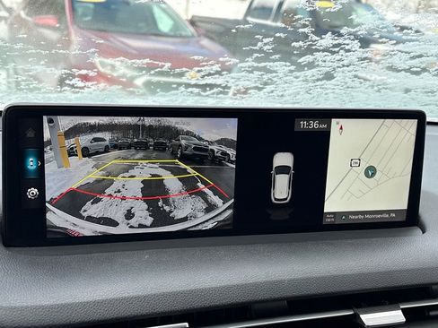 Certified 2025 Genesis GV70 2.5T Select w/ Select Package image 18