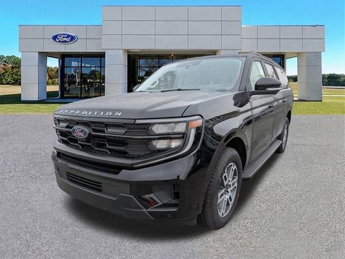 New 2025 Ford Expedition Max Active RWD image 8