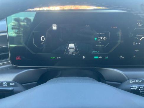 New 2026 Kia EV9 Wind image 25