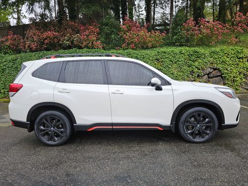 Used 2019 Subaru Forester Sport AWD/4WD image 8