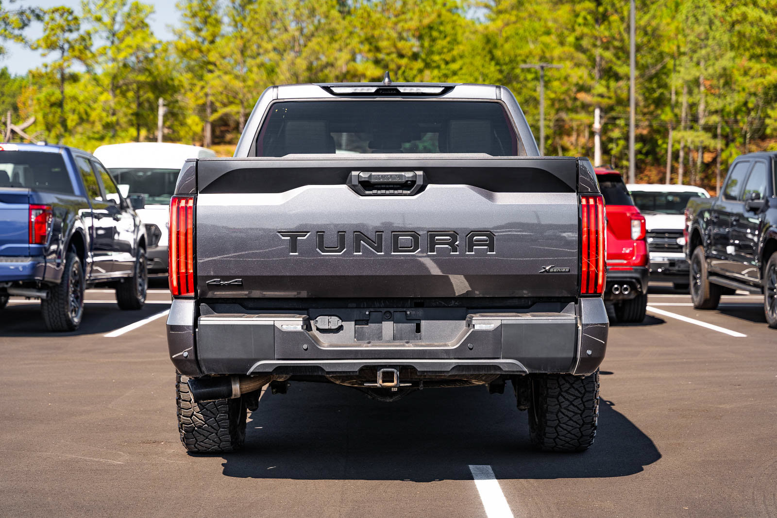 Used 2025 Toyota Tundra SR5 w/ SR5 Premium Package AWD/4WD image 6