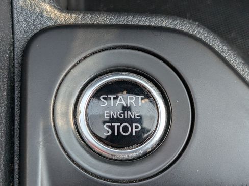 Used 2024 Nissan Sentra S FWD image 19