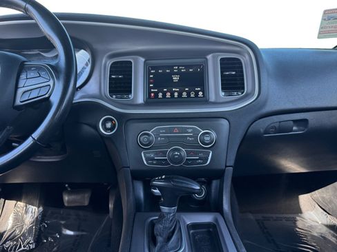 Used 2022 Dodge Charger SXT w/ Leather Interior Group RWD image 10