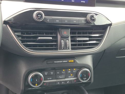 Used 2022 Ford Escape SEL w/ Technology Package AWD/4WD image 27