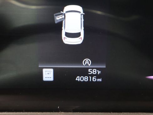 Used 2025 Kia Telluride S AWD/4WD image 43