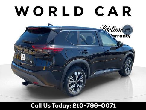 Used 2022 Nissan Rogue SV FWD image 3