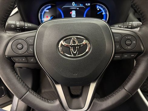 Used 2024 Toyota RAV4 XLE Premium w/ Weather Package AWD/4WD image 9