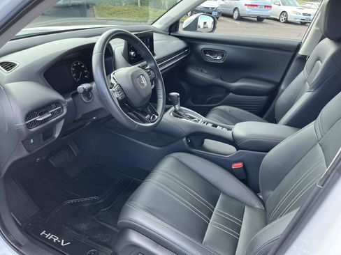 Used 2023 Honda HR-V EX-L image 9