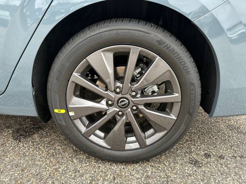 New 2026 Nissan Sentra SL w/ Floor Mat Package FWD image 19