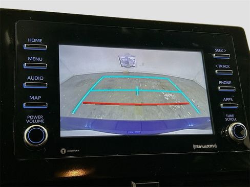 Used 2023 Toyota Camry SE image 11