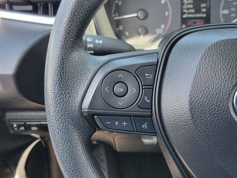 Used 2023 Toyota Corolla LE FWD image 7