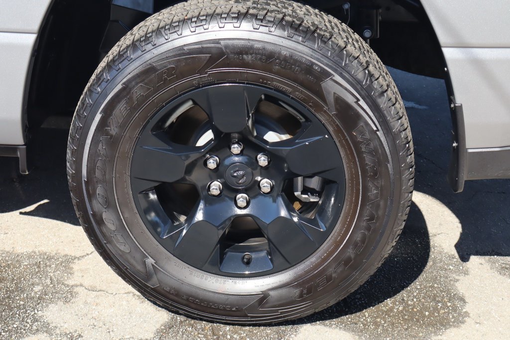 Used 2025 RAM 1500 Tradesman w/ Night Edition AWD/4WD image 13