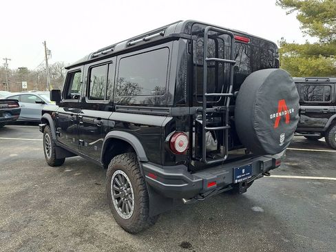 New 2025 INEOS Grenadier Fieldmaster Edition image 3