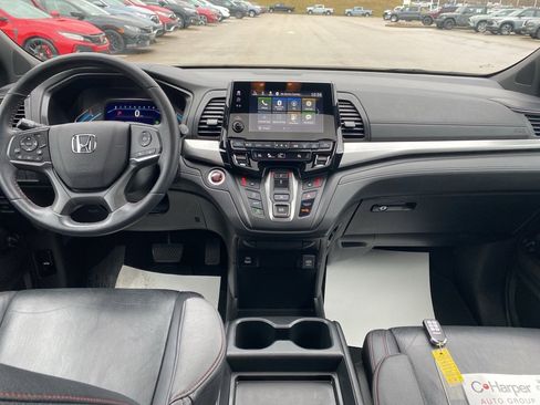 Used 2023 Honda Odyssey Sport image 26