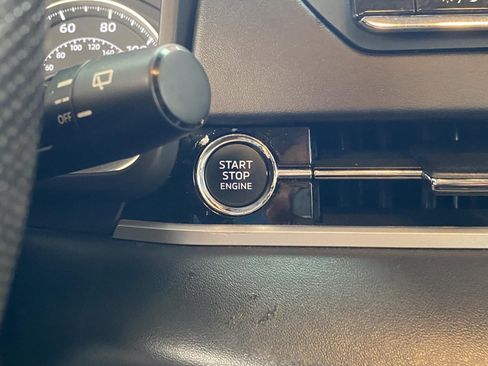 Used 2022 Mitsubishi Outlander ES AWD/4WD image 20