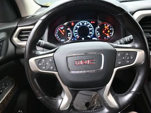 Used 2021 GMC Acadia Denali AWD/4WD image 8
